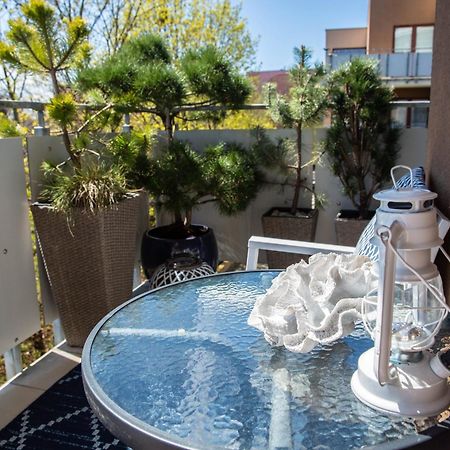 Apartament Seashell Kolobrzeg Bocianie Gniazdo エクステリア 写真