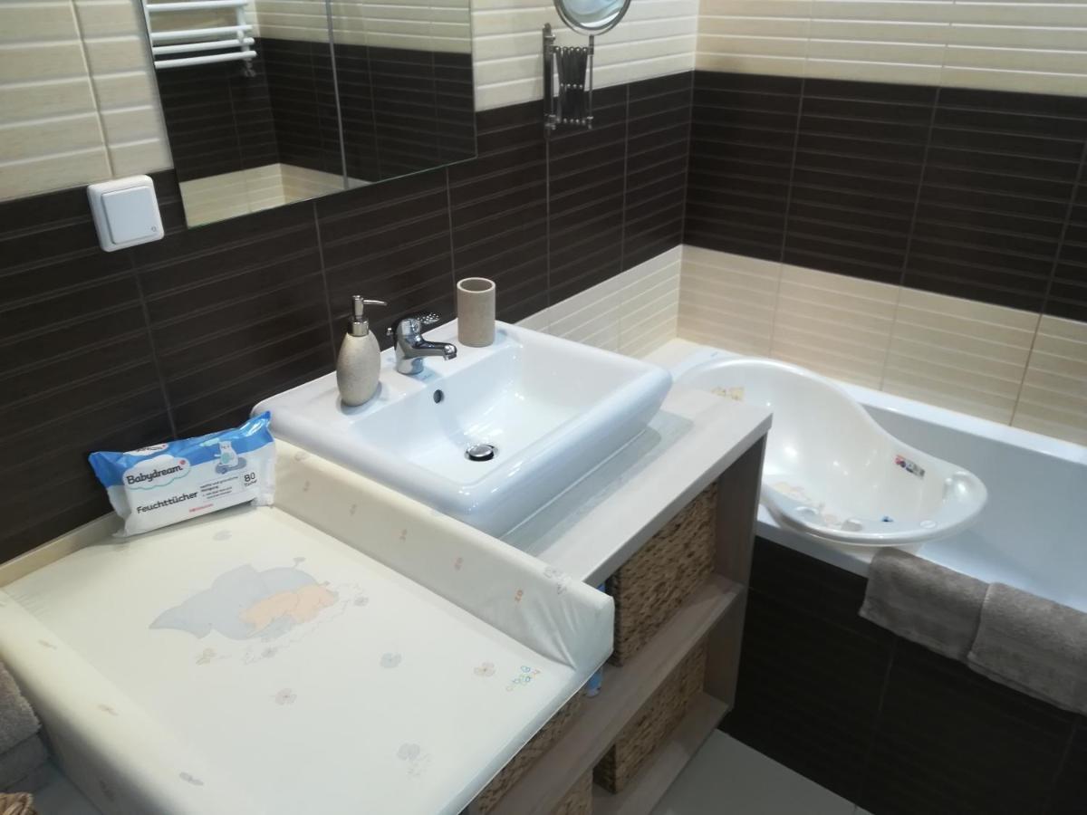 Apartament Seashell Kolobrzeg Bocianie Gniazdo エクステリア 写真