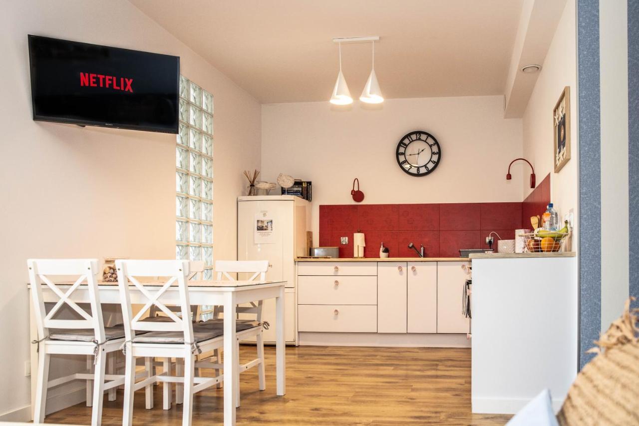 Apartament Seashell Kolobrzeg Bocianie Gniazdo エクステリア 写真