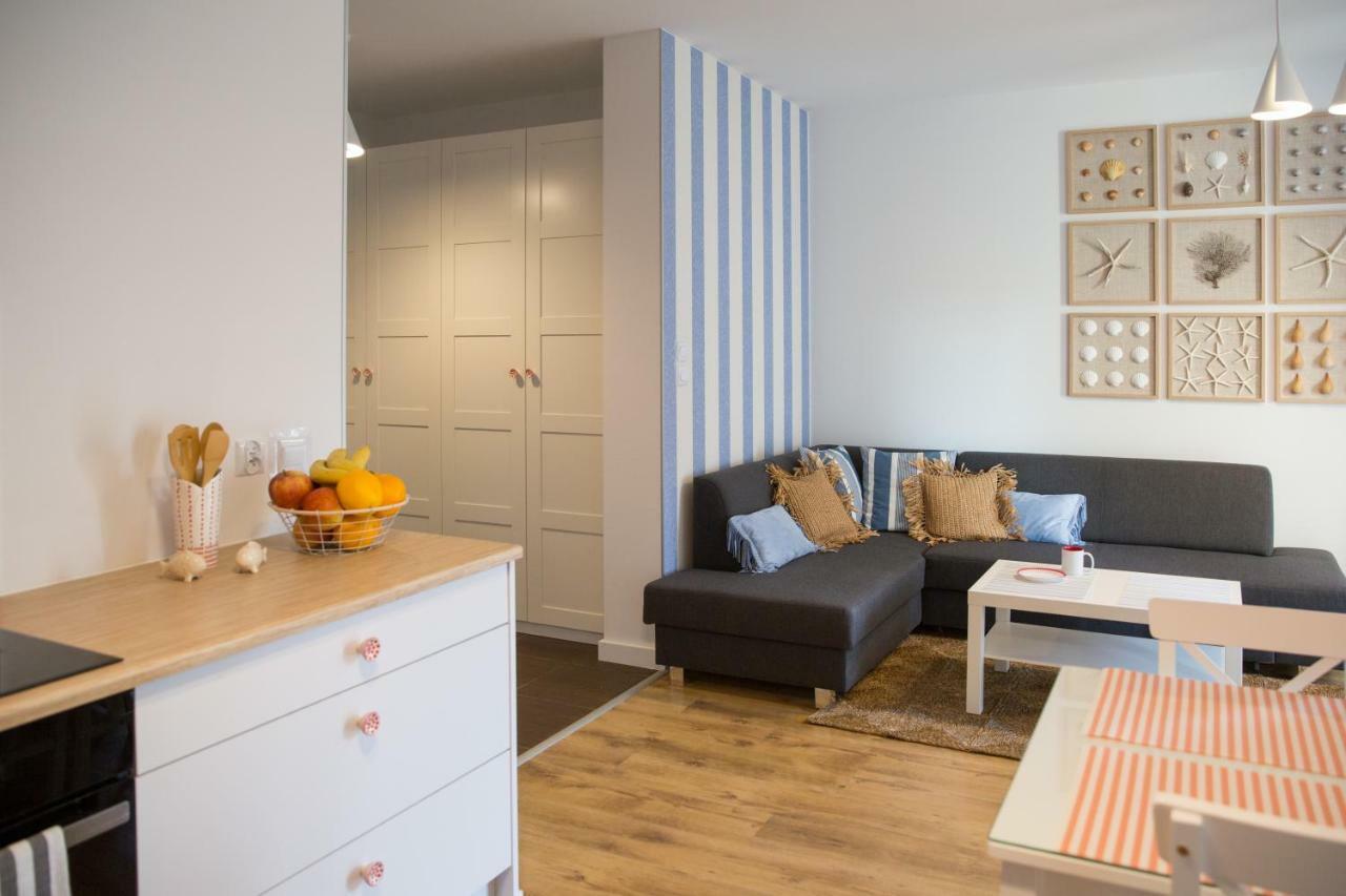 Apartament Seashell Kolobrzeg Bocianie Gniazdo エクステリア 写真