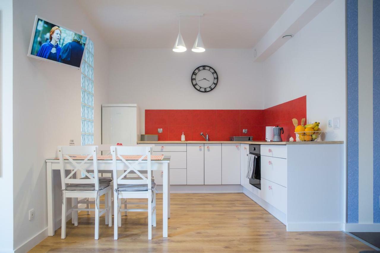 Apartament Seashell Kolobrzeg Bocianie Gniazdo エクステリア 写真